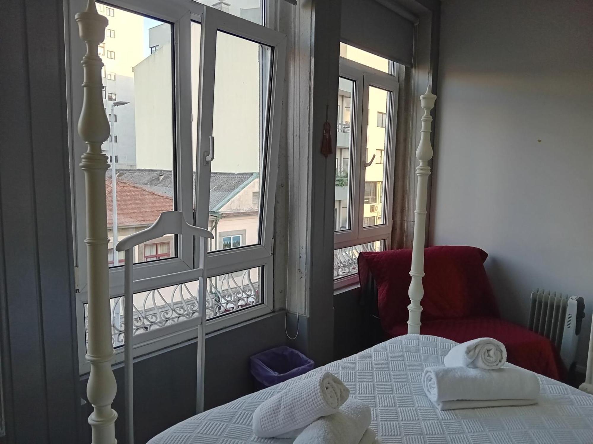 Guest House Antero De Quental Porto Exterior photo
